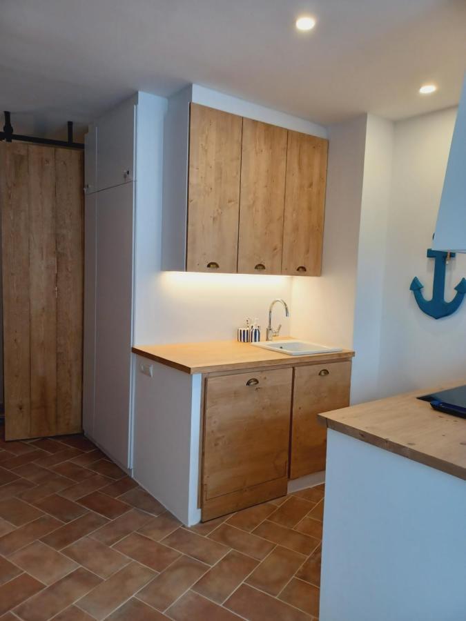 Apto En 1Ra Linea Carrer Les Voltes Parking Gratis Calella De Palafrugell Exterior photo